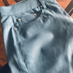 MEN’S CROCODILE EMBOSSED BABY BLUE PANTS